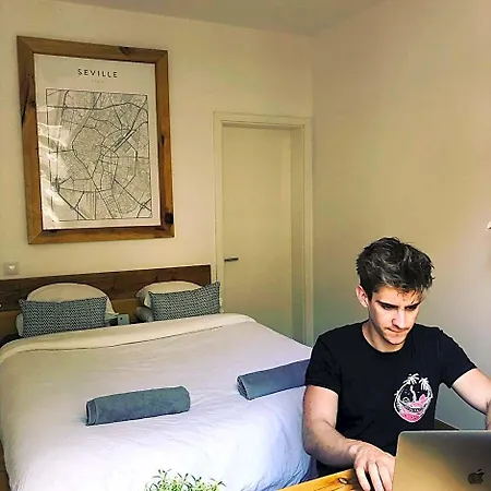 Columbus Co-living Hostel *