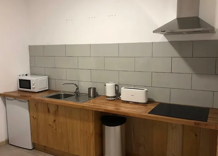 Columbus Co-living Albergue *